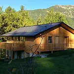 La Tzoumaz Lodge Шале