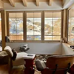 Alpehytte La Tzoumaz Lodge *